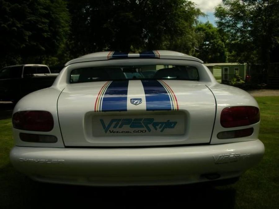  Dodge Viper Venom Villeneuve 1997 года  (фото 5 из 9)
